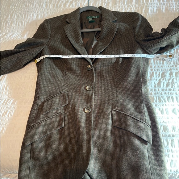 Like new Ralph Lauren classic wool blazer! - Picture 7 of 11